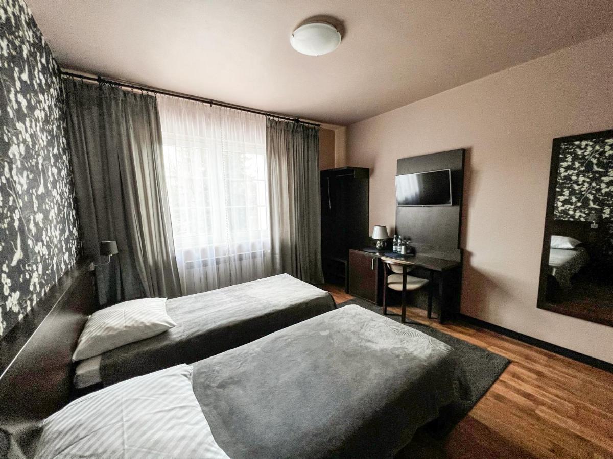 Noclegi Pod Lasem Lublin Extérieur photo