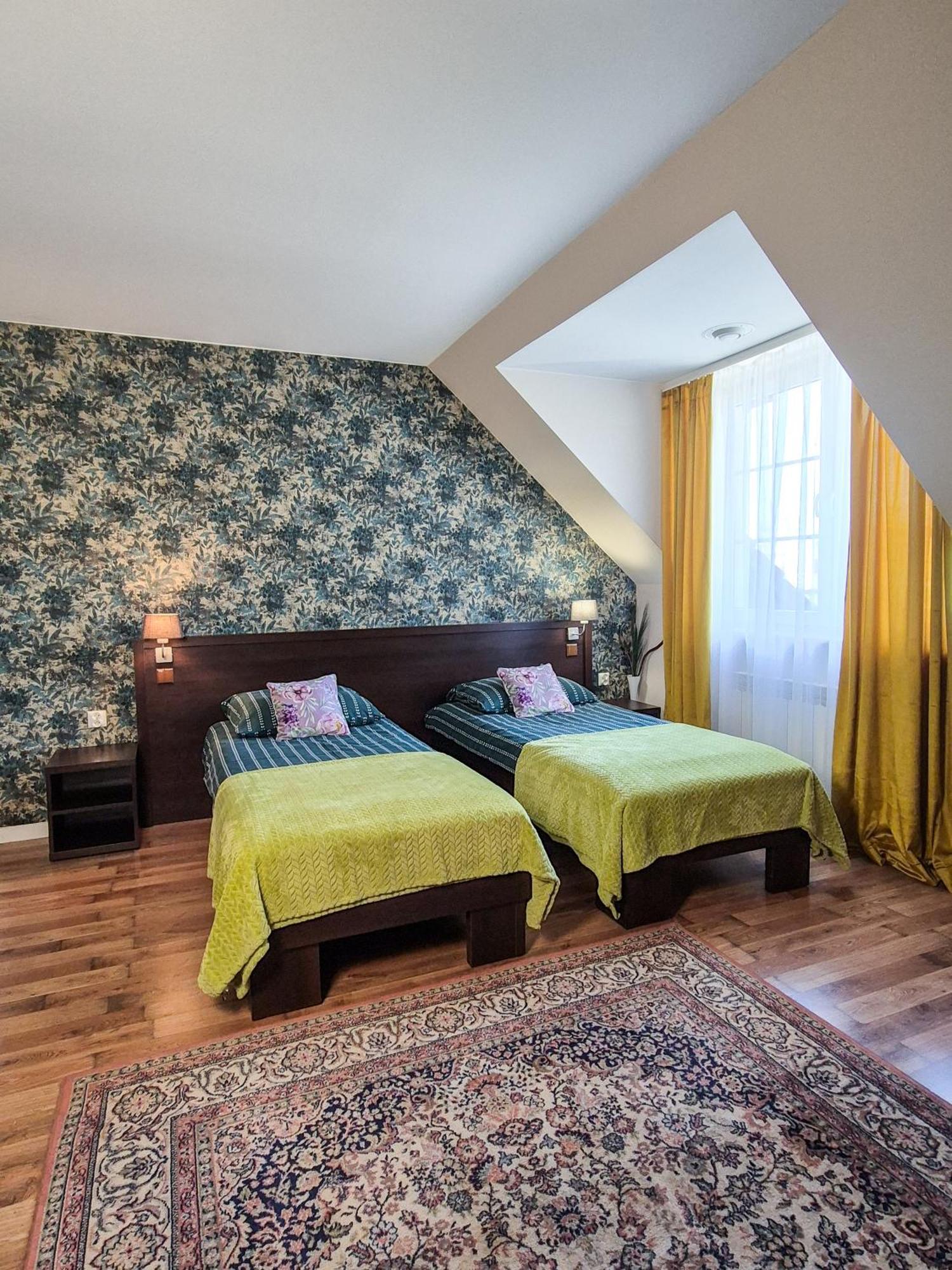 Noclegi Pod Lasem Lublin Extérieur photo