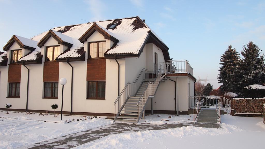 Noclegi Pod Lasem Lublin Extérieur photo